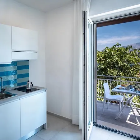 Leone Rosso Apartments Sorrento Exterior photo